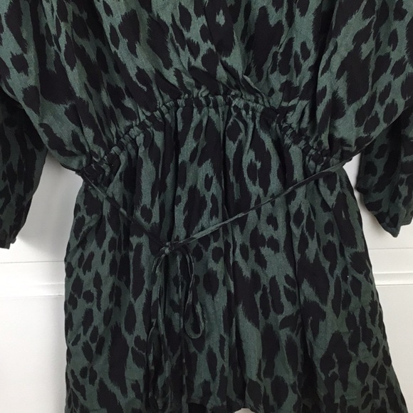 KYE MI Animal Print Romper Boho Flowy Black Olive Size L NWT - Picture 4 of 6